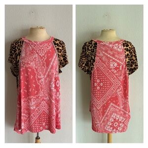 Oddy paisley and animal print tee